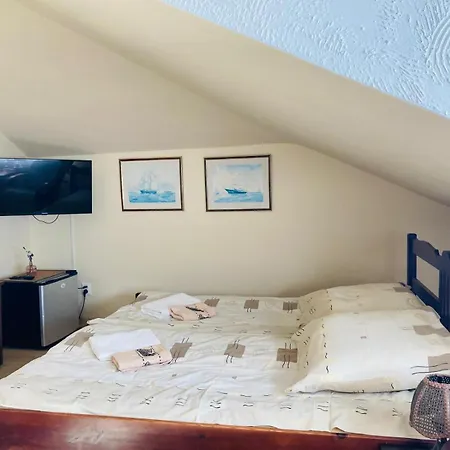 فندق مبيت وإفطار Lawendowy Zakatek 3*