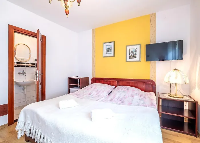 Lawendowy Zakatek 3*