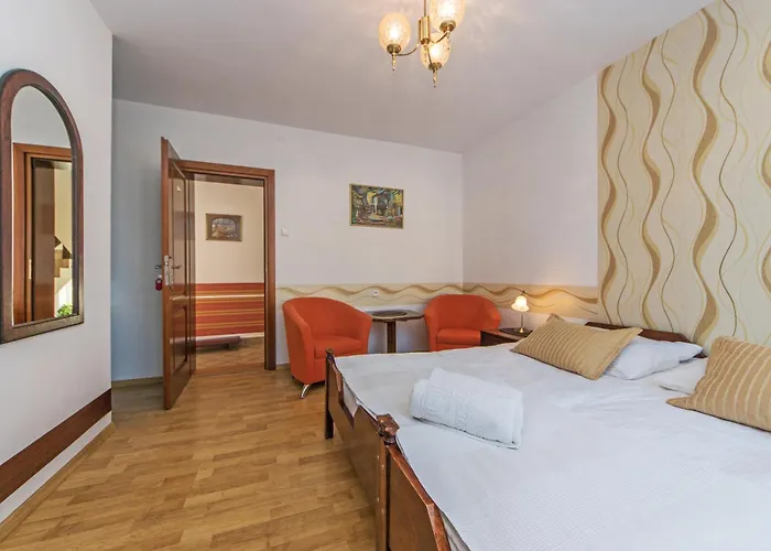 Lawendowy Zakatek Bed & Breakfast 3*